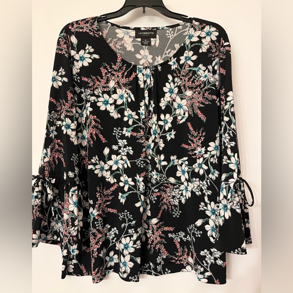 Liz Claiborne XL work attire Black with floral 3/4 sleeve w butterfly cuffs/ties